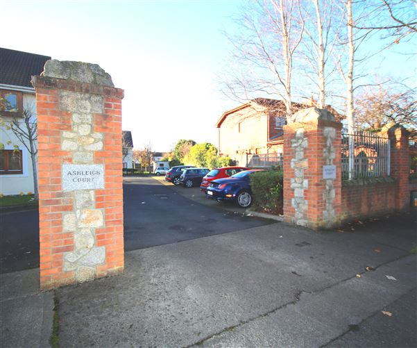 13 Ashleigh Court, Castleknock, Dublin 15