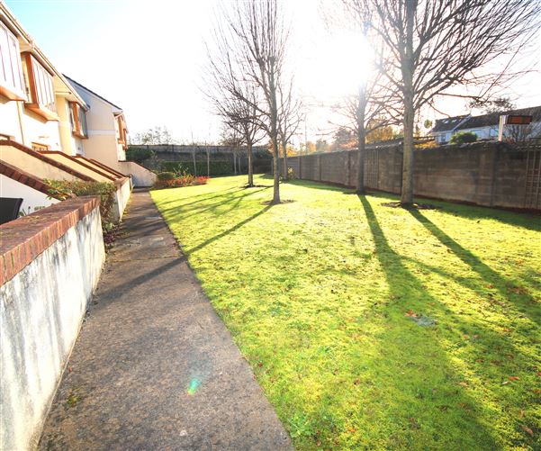13 Ashleigh Court, Castleknock, Dublin 15