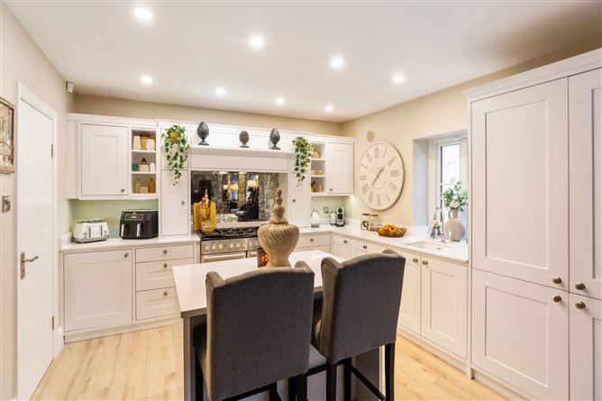 4 Vesey Mews, Monkstown, Co. Dublin