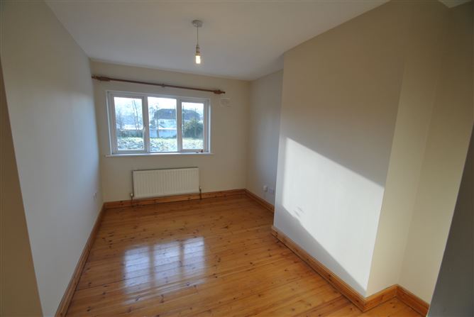 18 Rossmore, Roscrea, Co. Tipperary