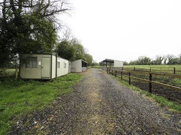 Image for  Clondoogan Stables, Summerhill, Meath