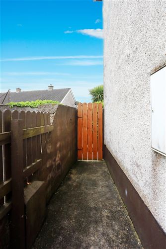 8 Moy Court, Ballina, Mayo