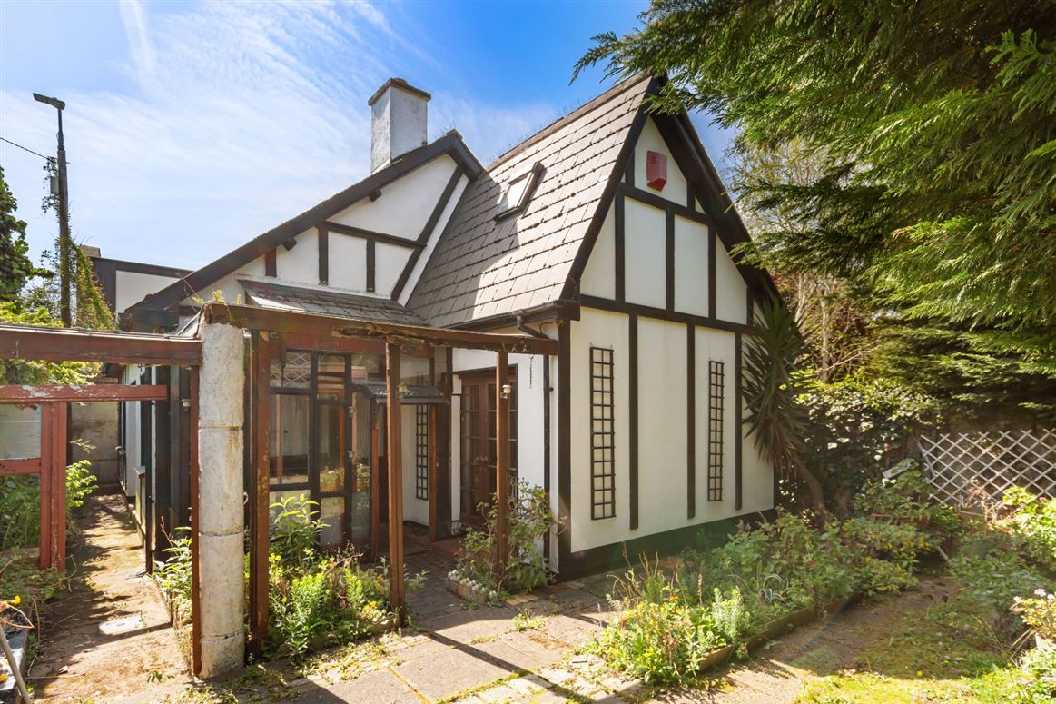 The Mews, 15A Longford Terrace, Monkstown, Co. Dublin