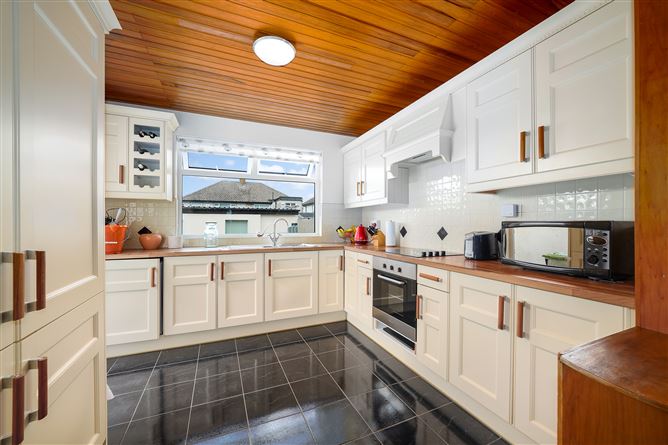 19 ELM MOUNT COURT, Beaumont, Dublin 9