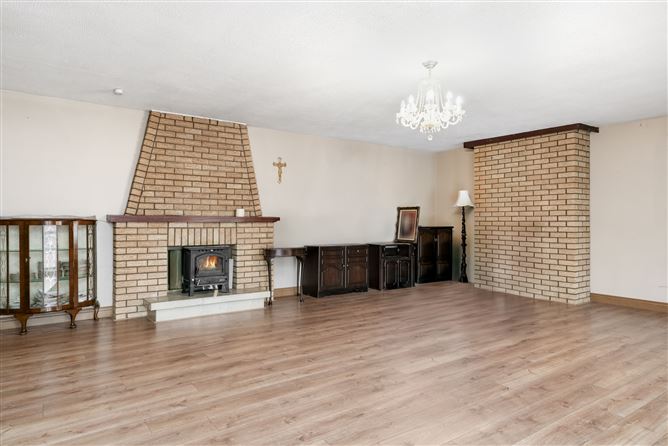 Kilwarden, Kill, Co. Kildare