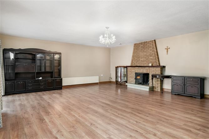 Kilwarden, Kill, Co. Kildare