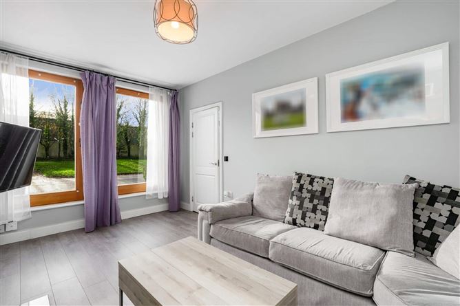 32 The Stables, Kill, Kildare