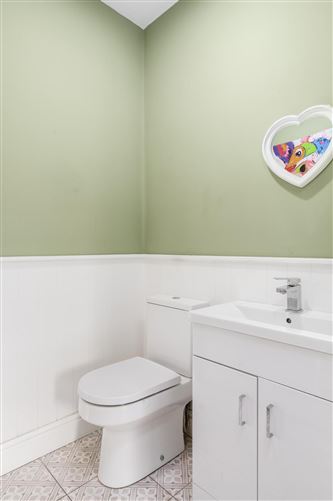 32 The Stables, Kill, Kildare