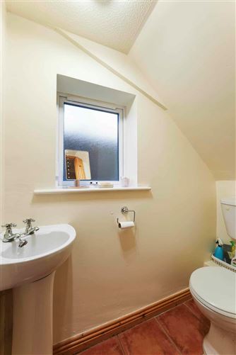 6 Tullyhall Crescent, Lucan, Co. Dublin