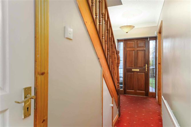 6 Tullyhall Crescent, Lucan, Co. Dublin