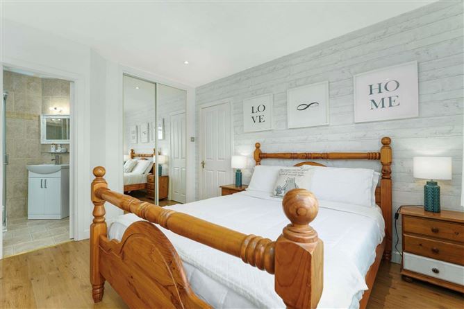 7 Foxborough Crescent, Lucan, Co. Dublin, K78 Y623