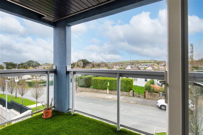 16 Willow Glen, Carrickmines, Dublin 18