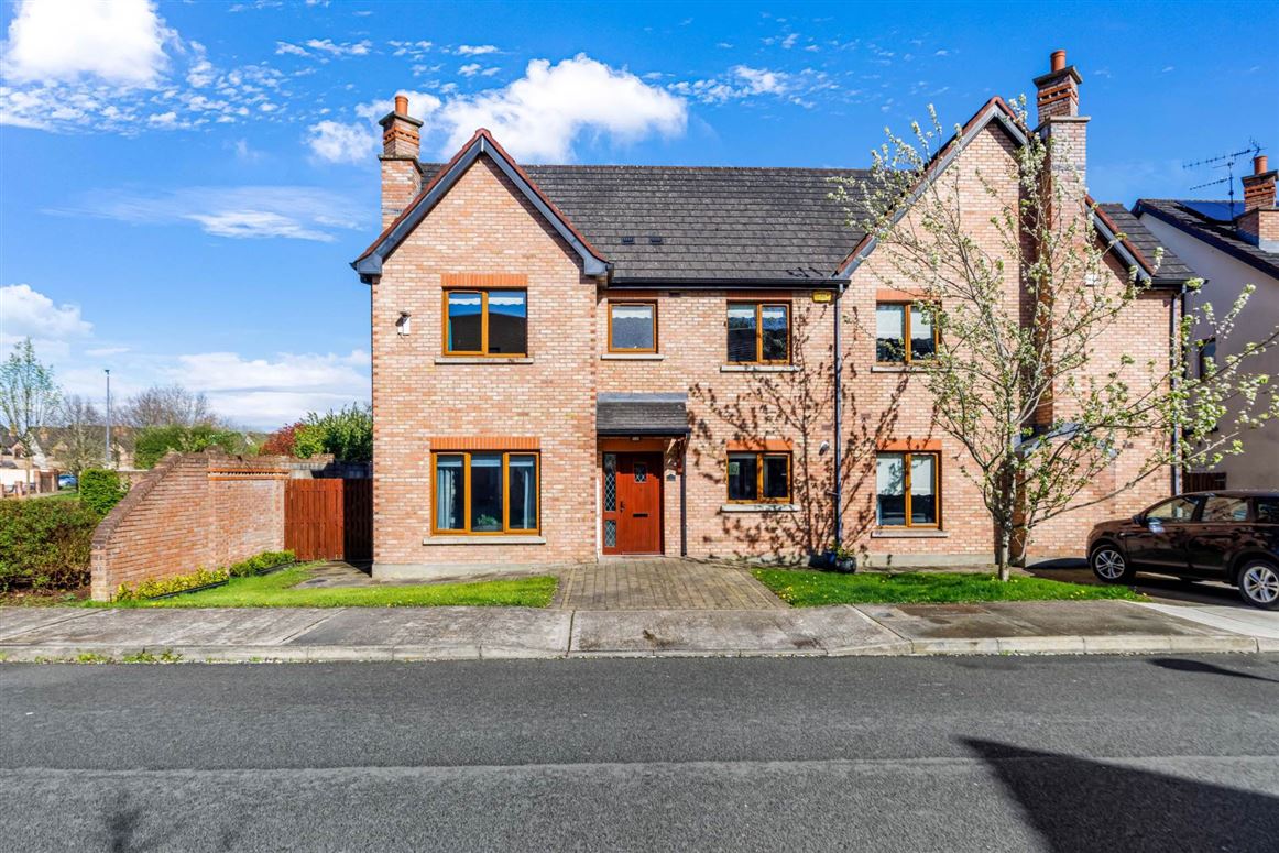1 Cluain Ard, Lis Na Dara, Dundalk, County Louth