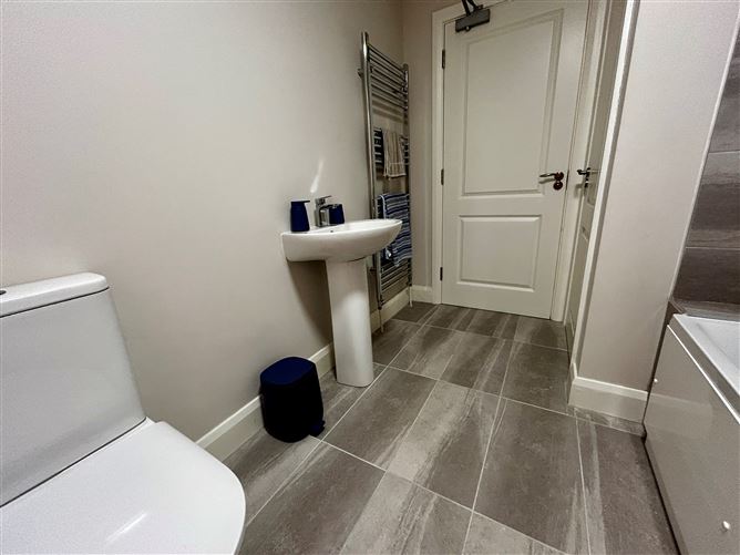 Photo 10 of 20 — 9 Newtown Wood, Newtownstabalan, Drogheda, Louth