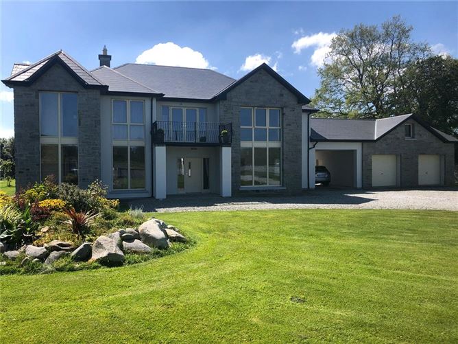 4 Lough Ernie Park, Inchicullane, Killarney, Co. Kerry