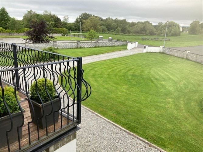4 Lough Ernie Park, Inchicullane, Killarney, Co. Kerry