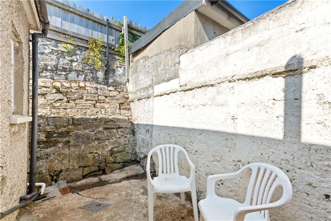 5 Simmonscourt Terrace, Donnybrook, Dublin 4