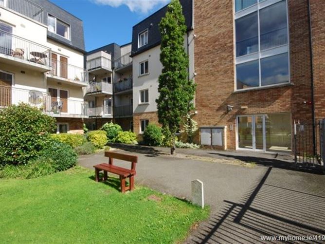 Eaton Way, Rathcoole, Dublin