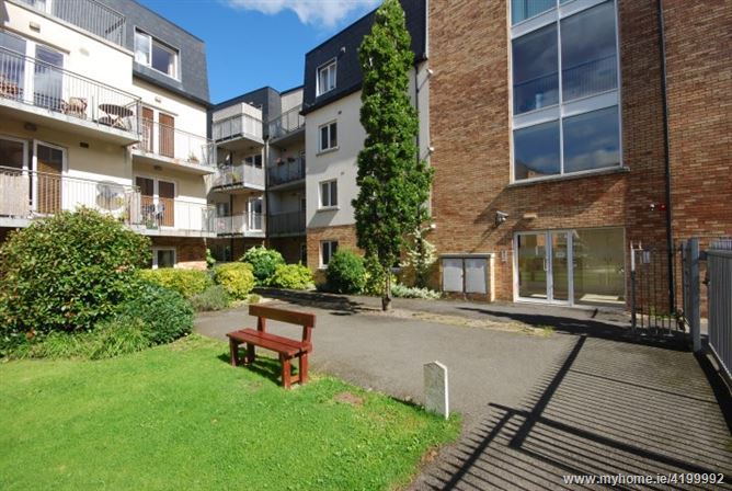 Eaton Way, Rathcoole, Dublin
