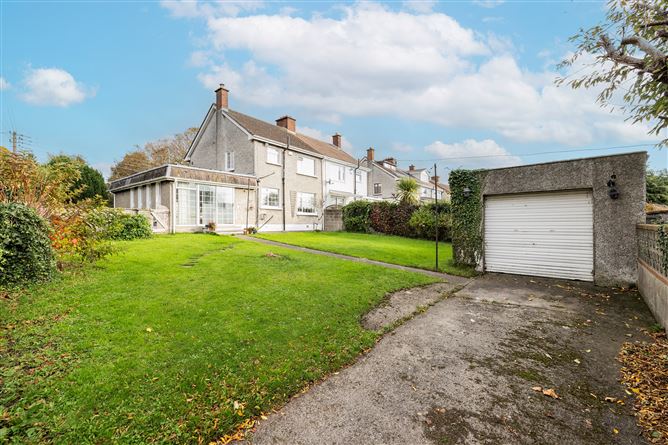 https://photos-a.propertyimages.ie/media/6/5/6/4886656/8d4b9002-34a0-468f-b531-065935461cd8_l.jpg
