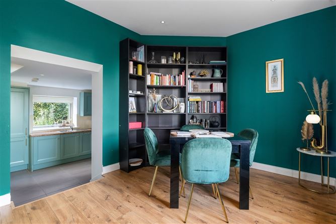 https://photos-a.propertyimages.ie/media/6/5/6/4913656/90a592cd-1353-46fa-aa31-2c8eebd51dd0_l.jpg