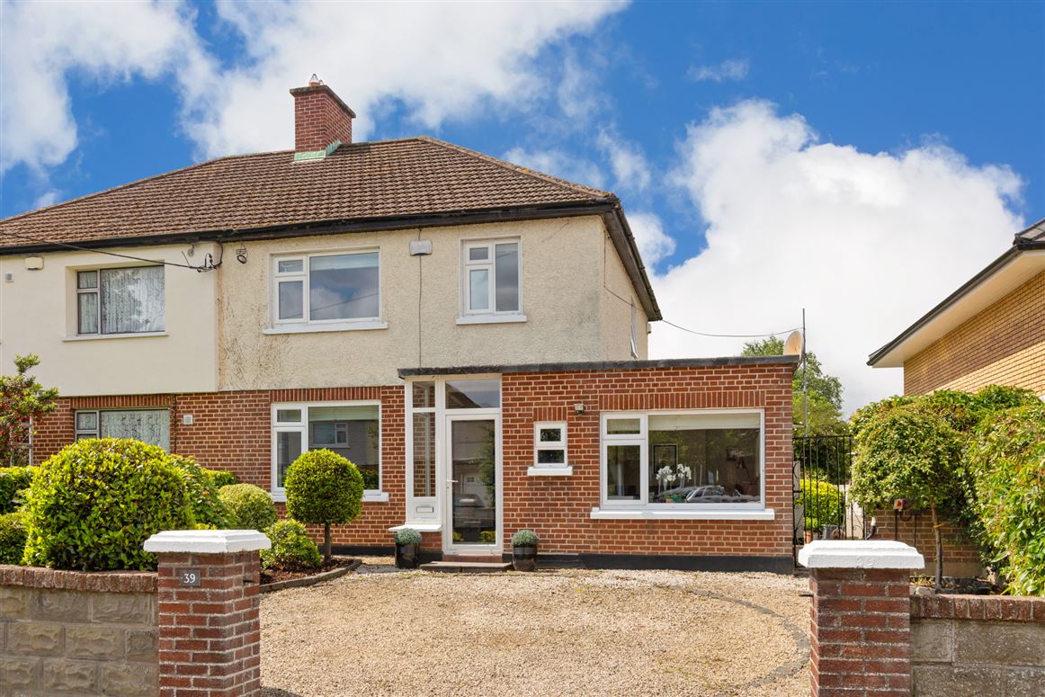 39 St Aidan's Drive, Goatstown, Dublin 14