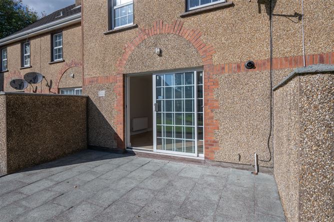 17 Melbourne Court, Model Farm Road, Cork