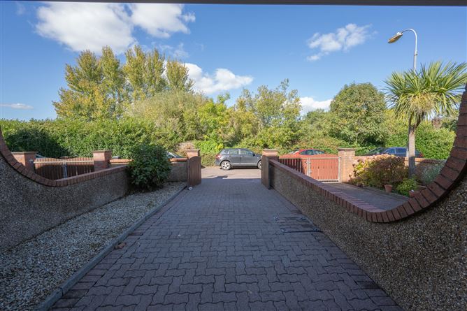 17 Melbourne Court, Model Farm Road, Cork