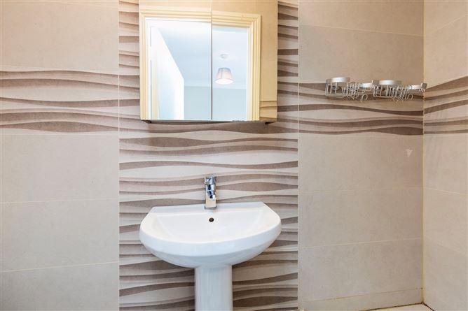 Apartment 10, The Ash, Clonard Village, Wexford, Wexford Town, Wexford