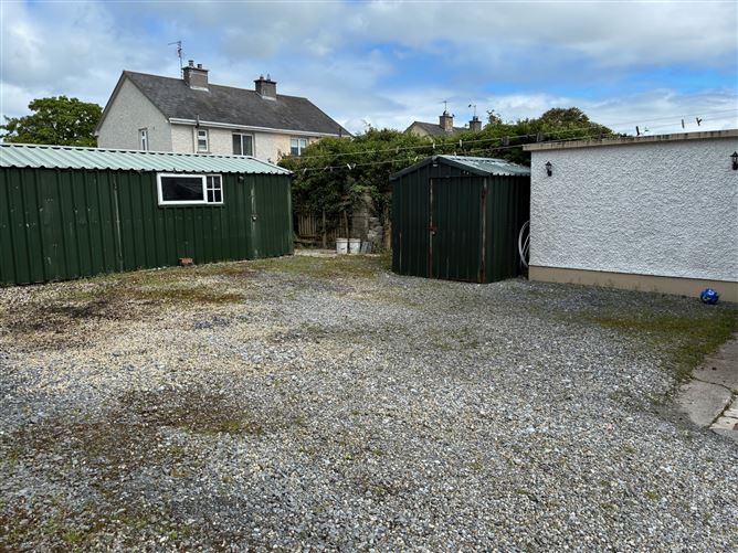 Photo 11 of 13 — 30 Hillside View, Clonaslee, Laois