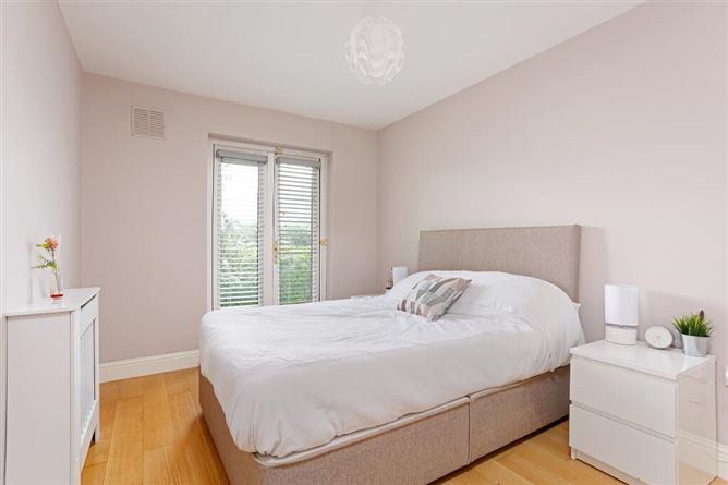 14 Esker Pines, Lucan, Dublin