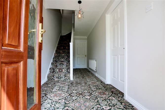 82 Bloomfield Drive, Athlone, Co. Westmeath