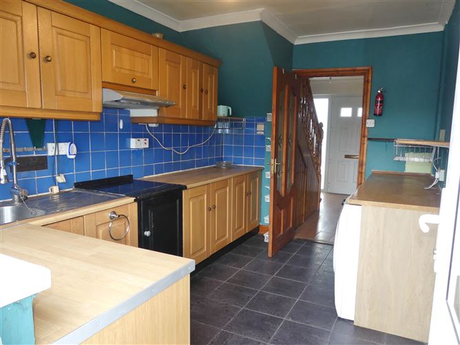 135, Glenview Park, Tallaght, Dublin 24