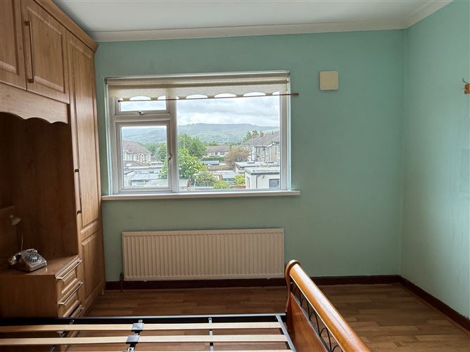 135, Glenview Park, Tallaght, Dublin 24