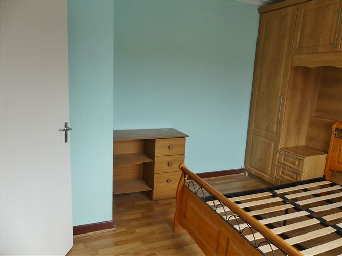 135, Glenview Park, Tallaght, Dublin 24