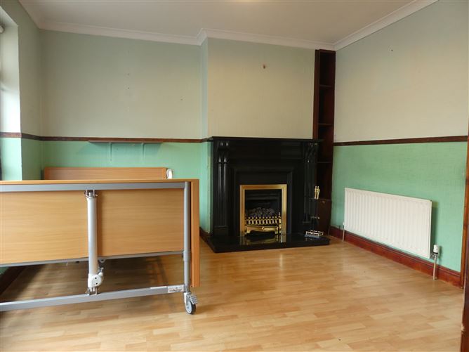 135, Glenview Park, Tallaght, Dublin 24
