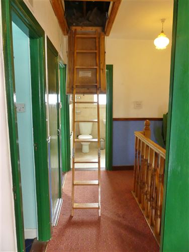 135, Glenview Park, Tallaght, Dublin 24