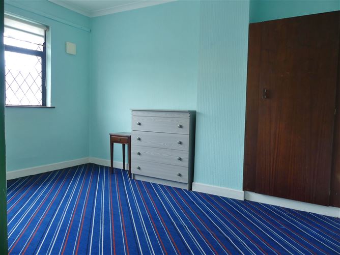 135, Glenview Park, Tallaght, Dublin 24