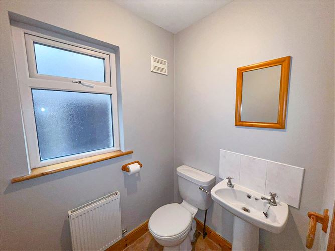 29 Ashbrook, Collooney, Sligo