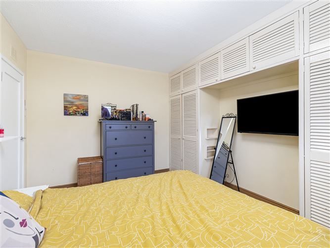 43 Carrigmore Drive, Aylesbury, Dublin 24