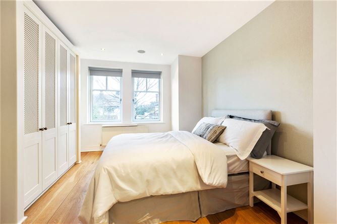 5 Ailesbury Grove,Ballsbridge,Dublin 4,D04 W3K6