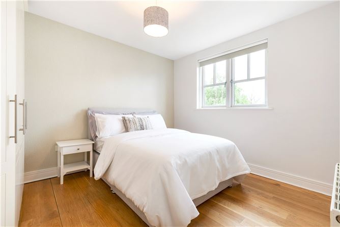 5 Ailesbury Grove,Ballsbridge,Dublin 4,D04 W3K6