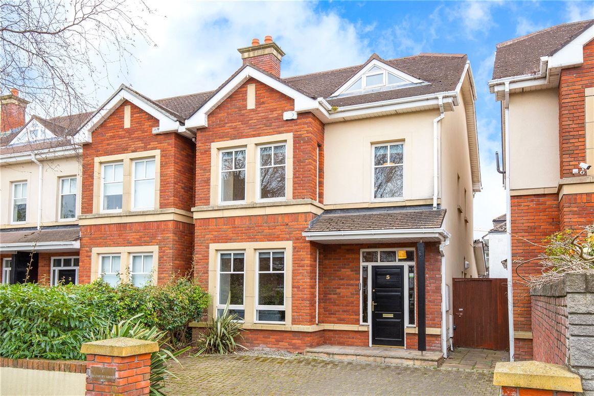 5 Ailesbury Grove,Ballsbridge,Dublin 4,D04 W3K6