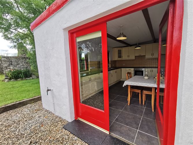 Beech Tree Cottage, Treangarve, Scarduane, Claremorris, Co. Mayo