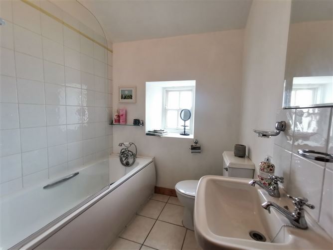 Beech Tree Cottage, Treangarve, Scarduane, Claremorris, Co. Mayo