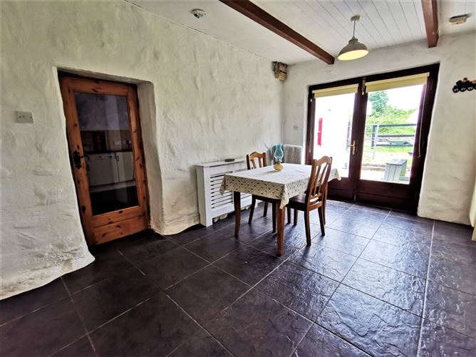 Beech Tree Cottage, Treangarve, Scarduane, Claremorris, Co. Mayo