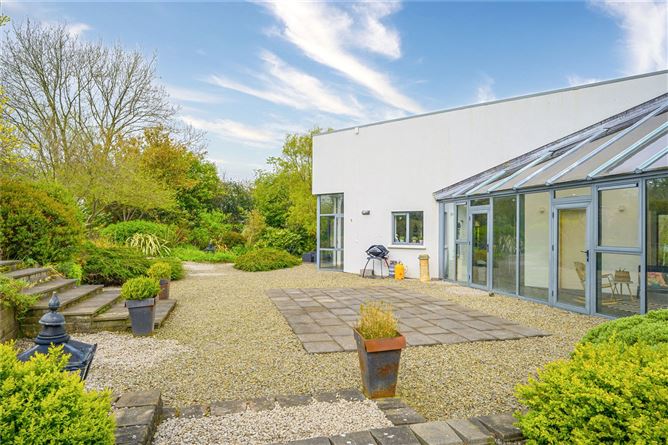 The Long House, Shippool, Innishannon, Cork