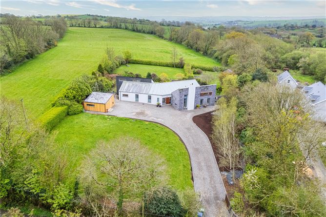The Long House, Shippool, Innishannon, Cork