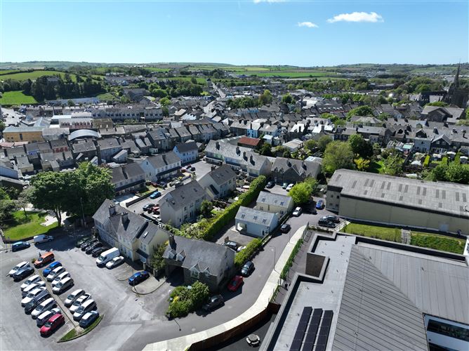 1A College Court, Clonakilty, Co. Cork