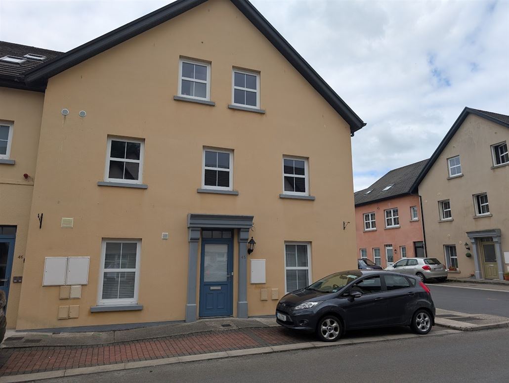 45 The Avenue, Drummin Village, Nenagh, Co. Tipperary